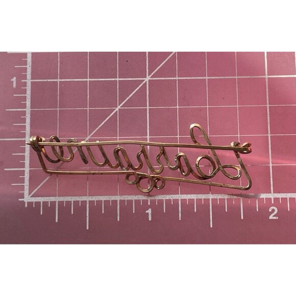 Vintage 1940s Gold-Filled Wire Name Brooch — "Lorraine" — Handcrafted Cursive Sc - Picture 2 of 3